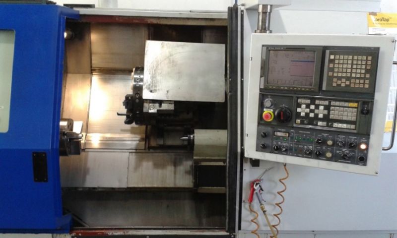 CNC esztergagép